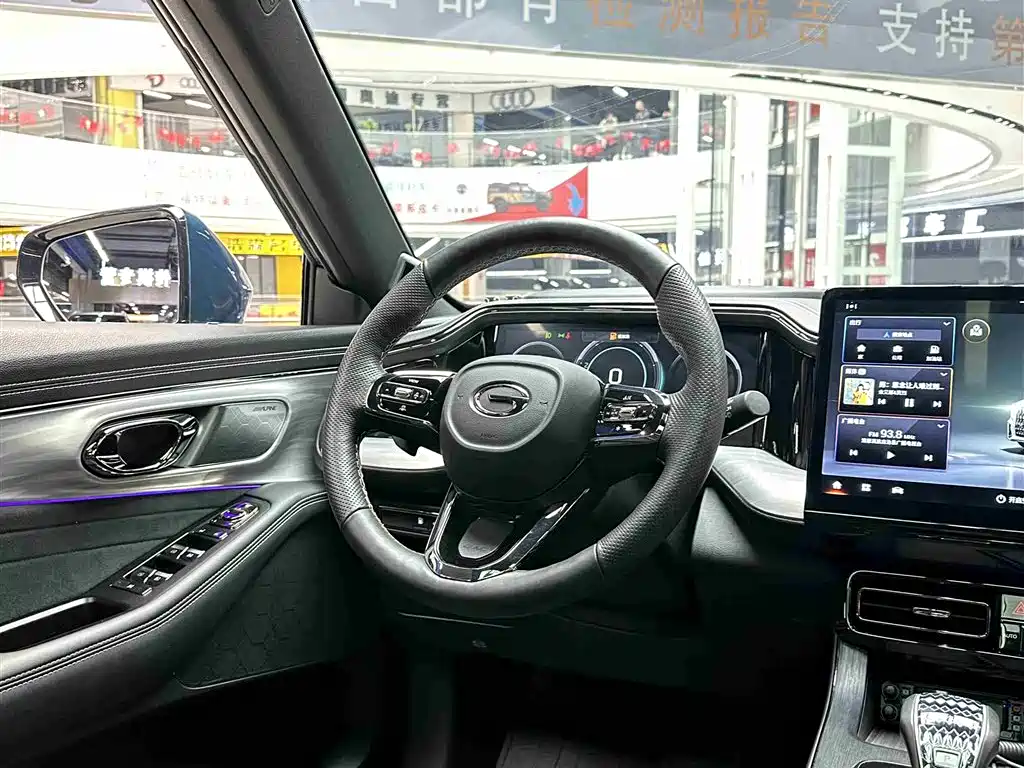 GAC Trumpchi Trumpchi GS8 2022 Pilot Series 2.0TGDI AWD Ultimate Edition (7-Seater) фото 7