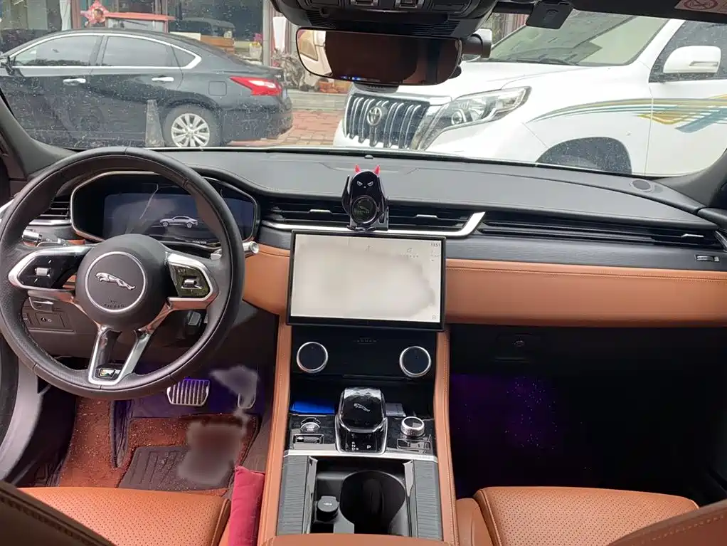 JAGUAR XFL