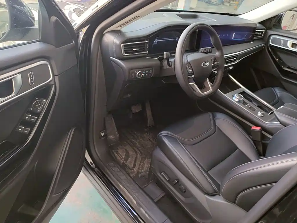 Ford Explorer 2025 2025 2.3T EcoBoost 4WD Cross Country Edition 5-seater