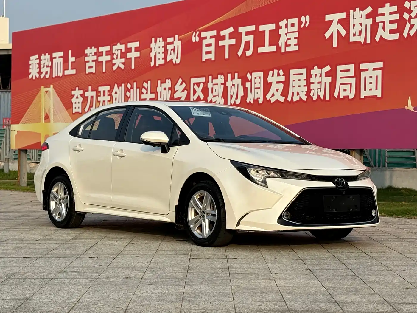 Toyota Levin 2019 185T CVT Luxury Edition China V фото 3