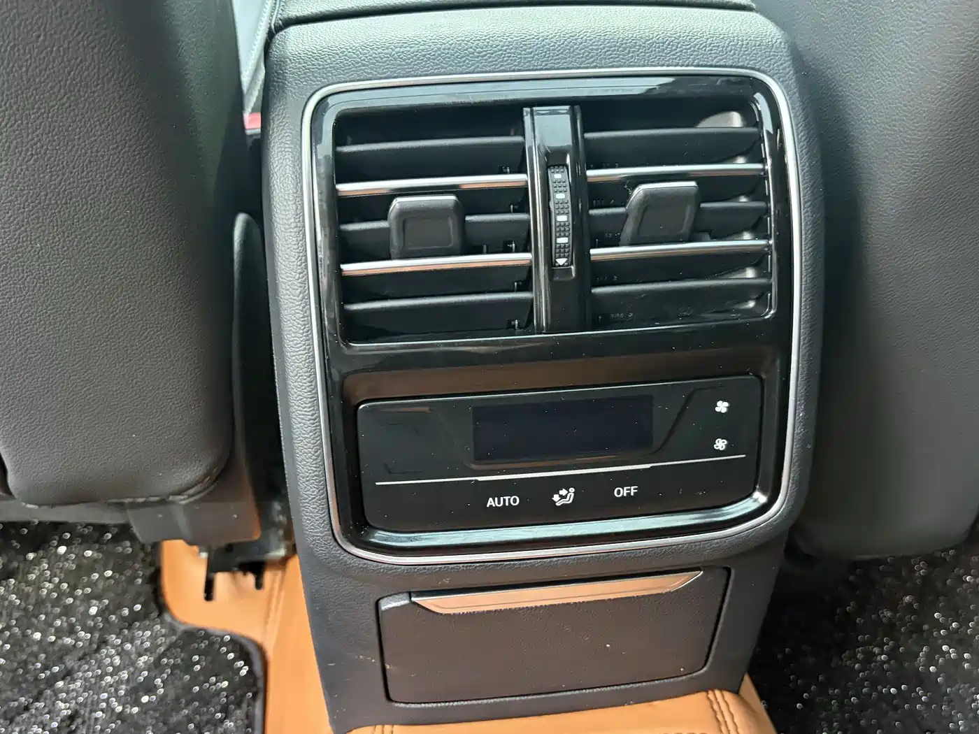 VOLKSWAGEN MAGOTAN GTE PLUG IN HYBRID