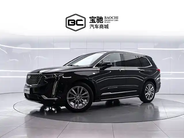 CADILLAC XT6