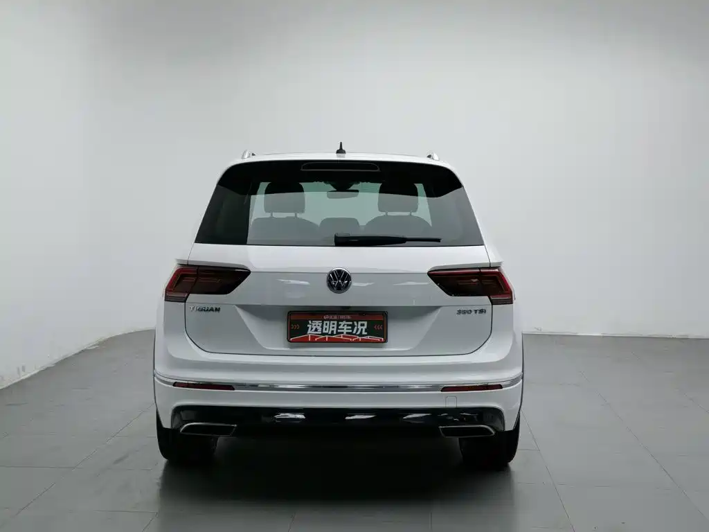 Фото 4 - Volkswagen Tiguan