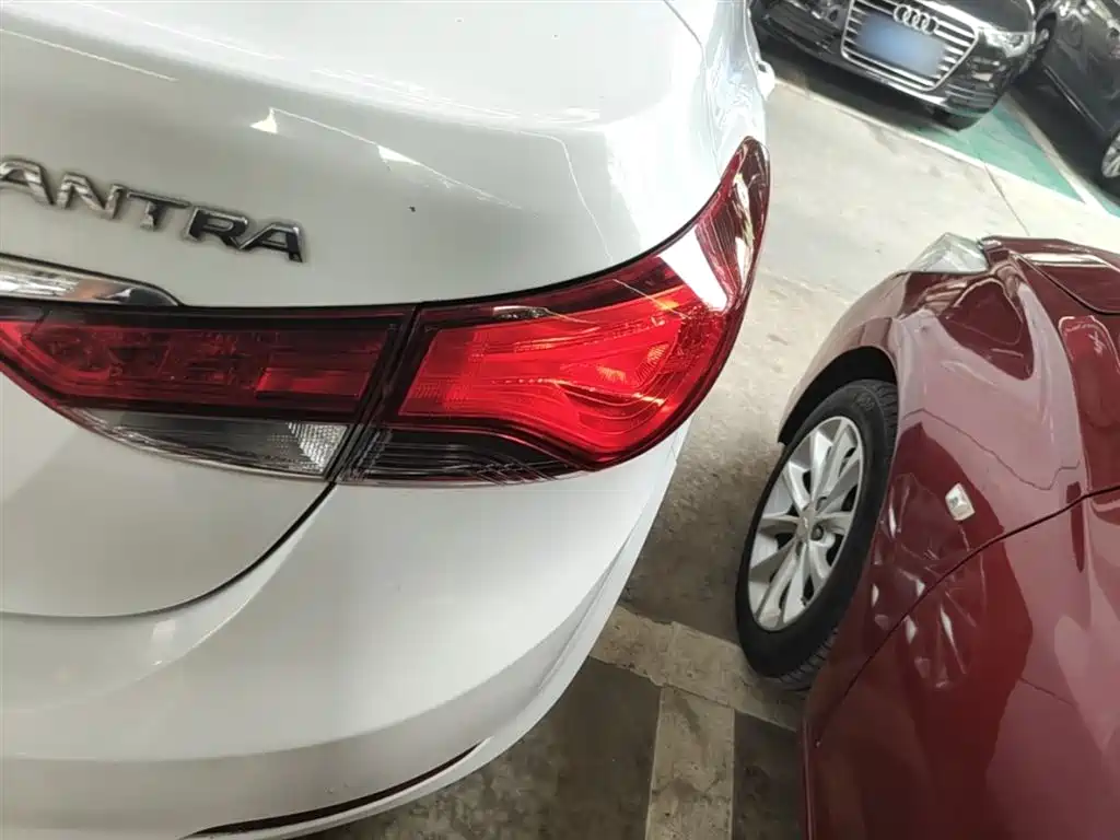 Hyundai Langdong 2016 1.6L Automatic Smart Edition фото 8