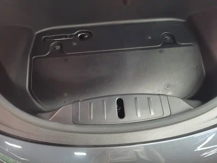 Tesla Model 3 (Import) 2020 2019 Long Range All-Wheel Drive Edition