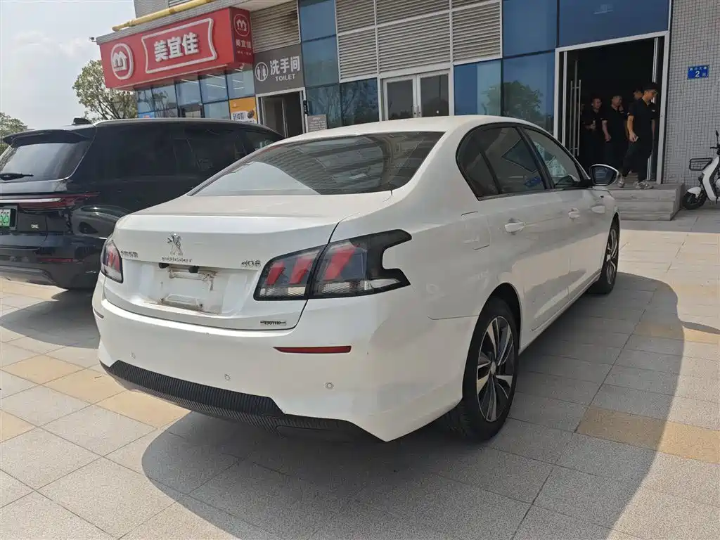 Peugeot 408 2019 230THP Automatic Luxury Edition China VI фото 7