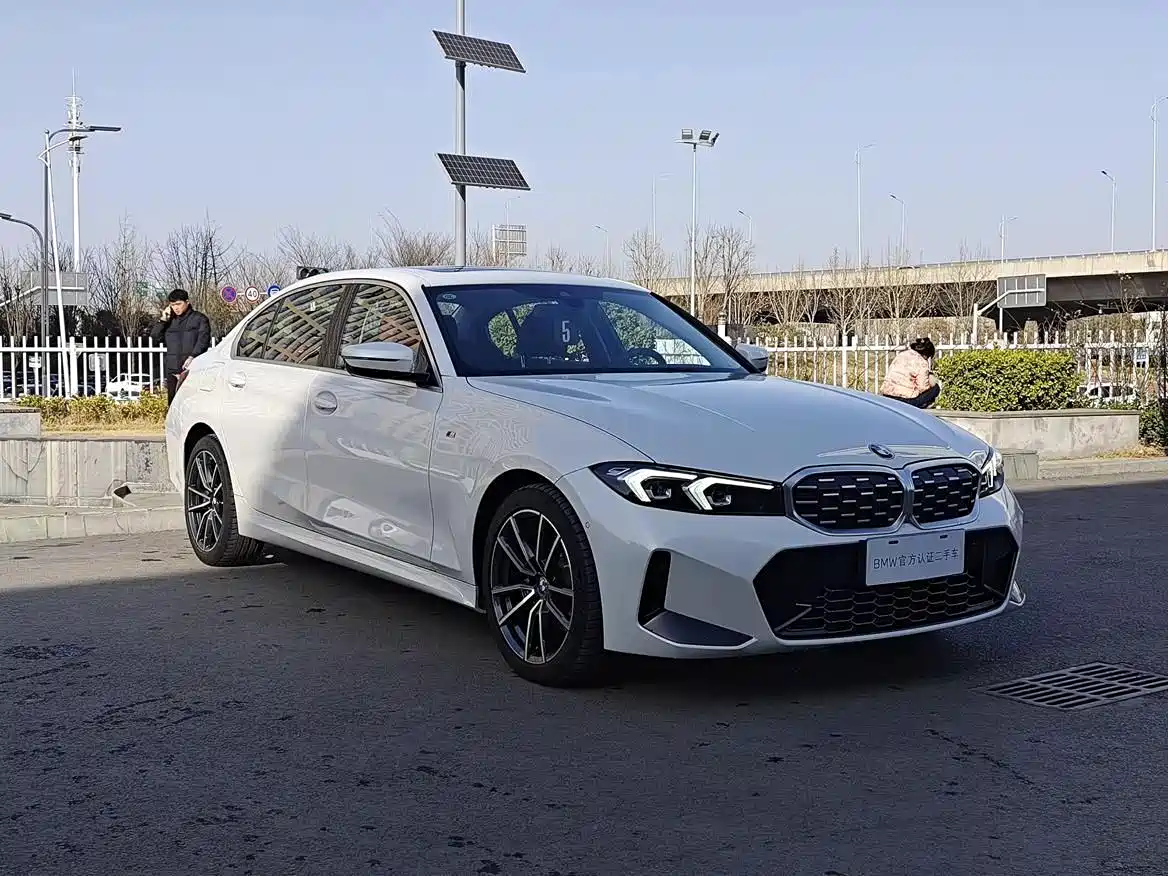 BMW 3 Series 2024 325Li M Sport Package фото 3