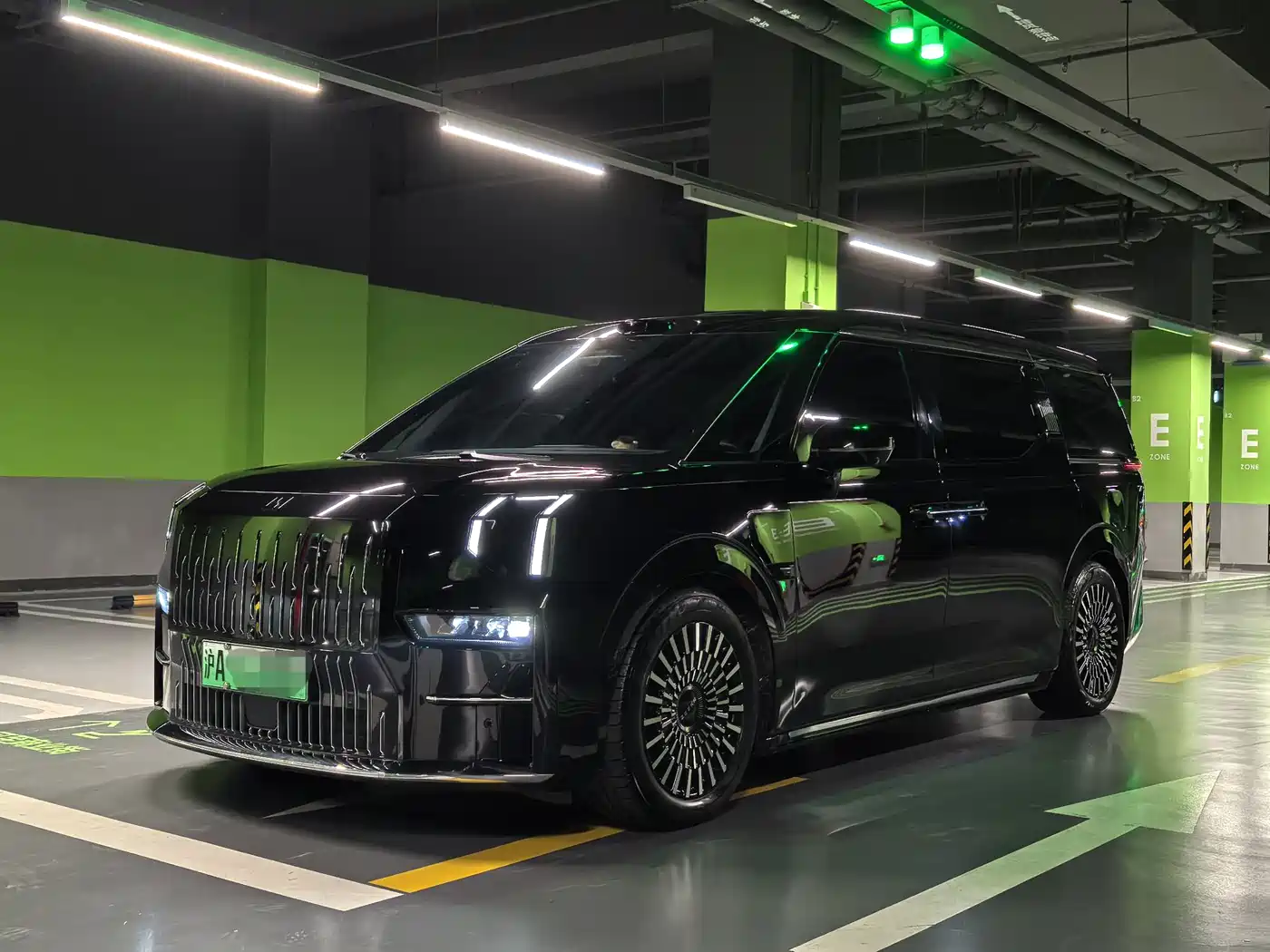 ZEEKR EXTREME KRYPTON 009