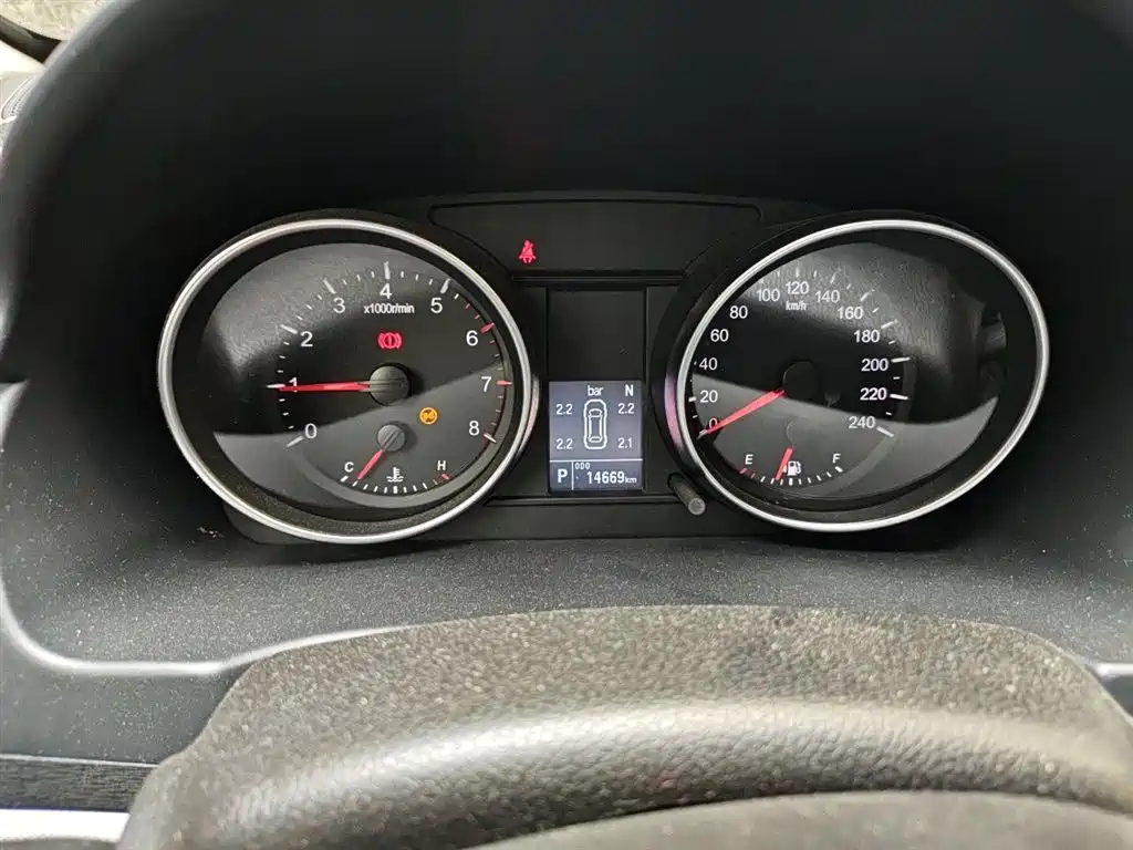 Haval M6 2019 1.5T DCT 2WD Value Edition (China VI) фото 8