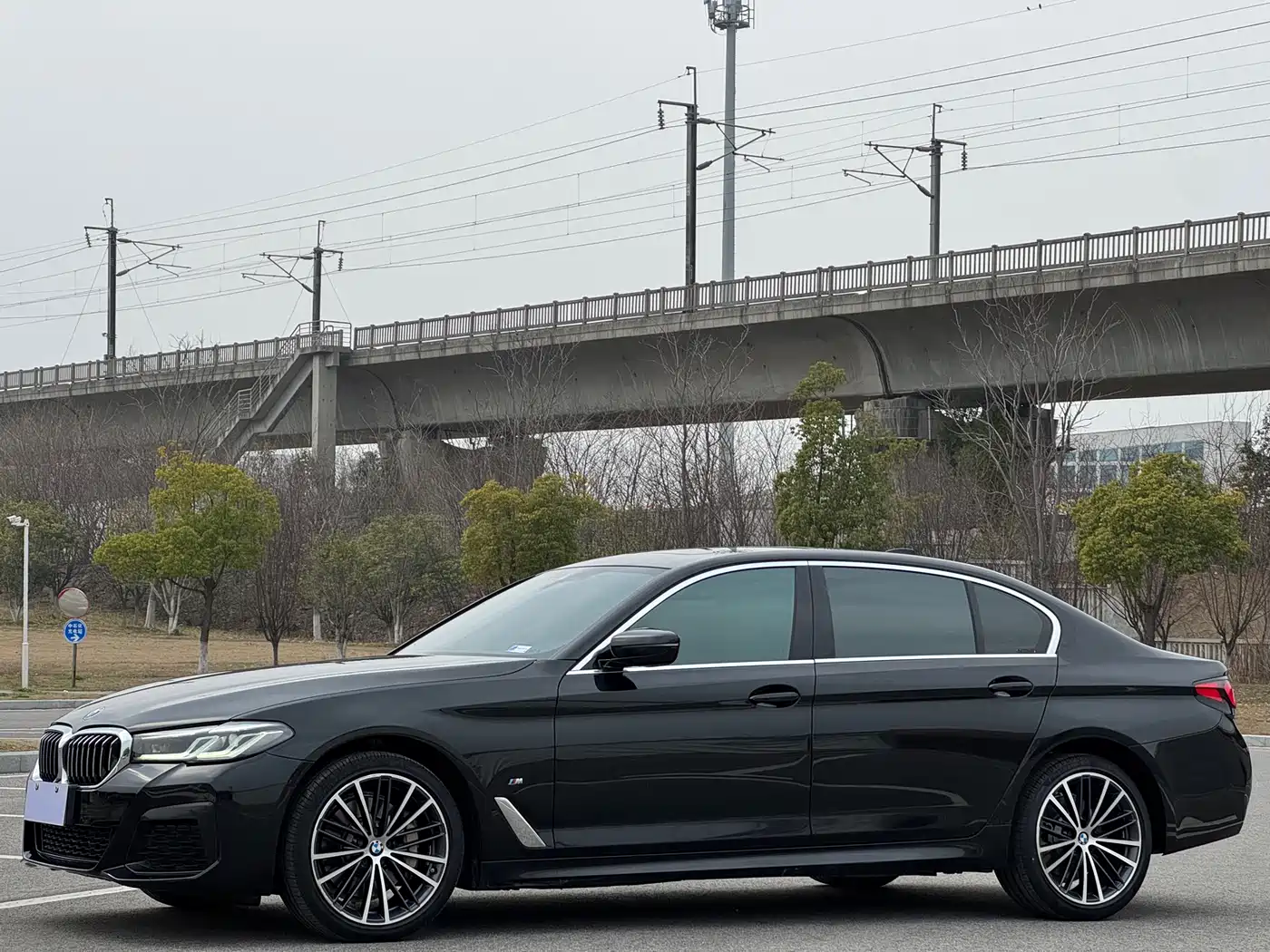 BMW 5 Series 2022 530Li Leading M Sport Package