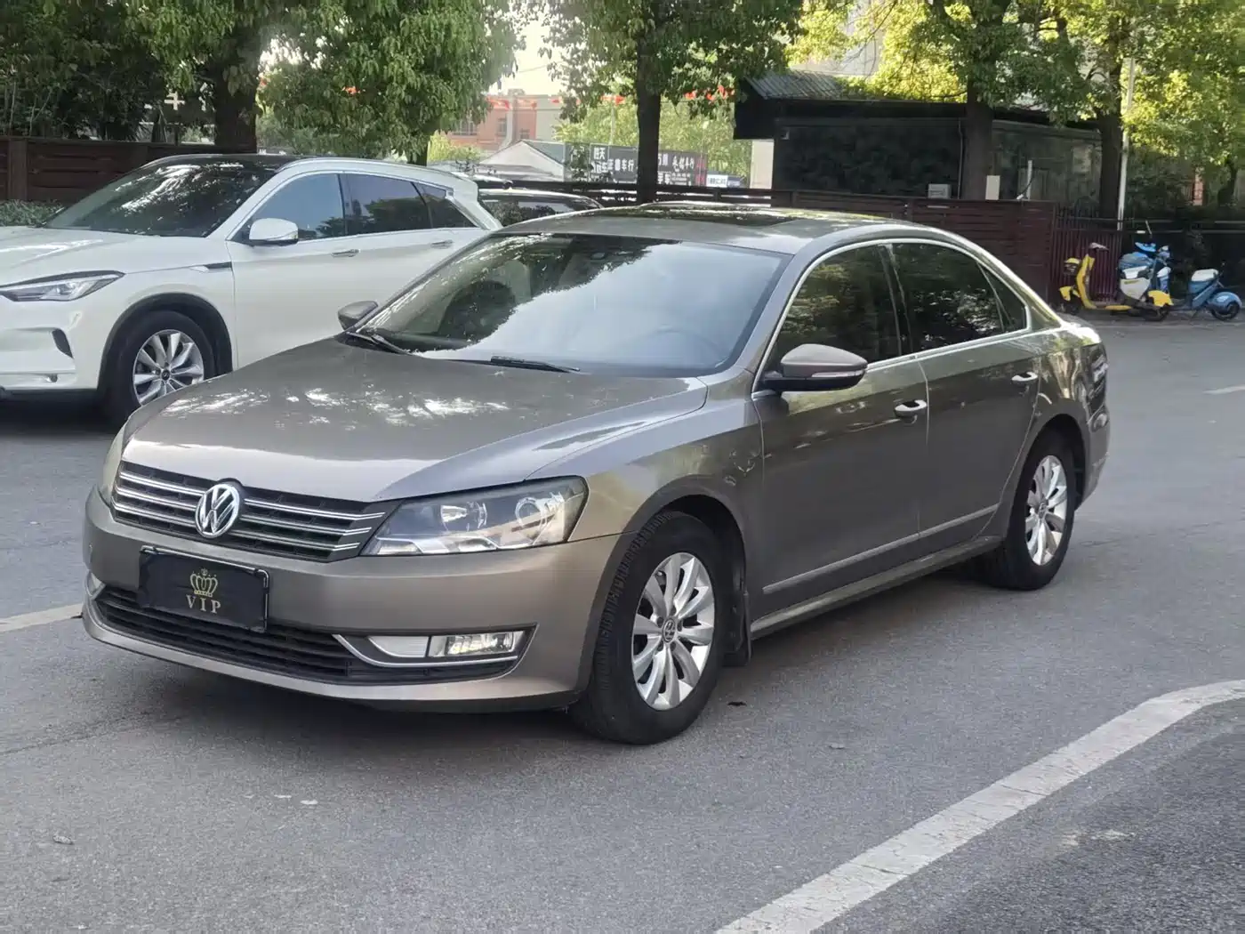 Volkswagen Passat 2014 1.8TSI DSG Luxury Edition