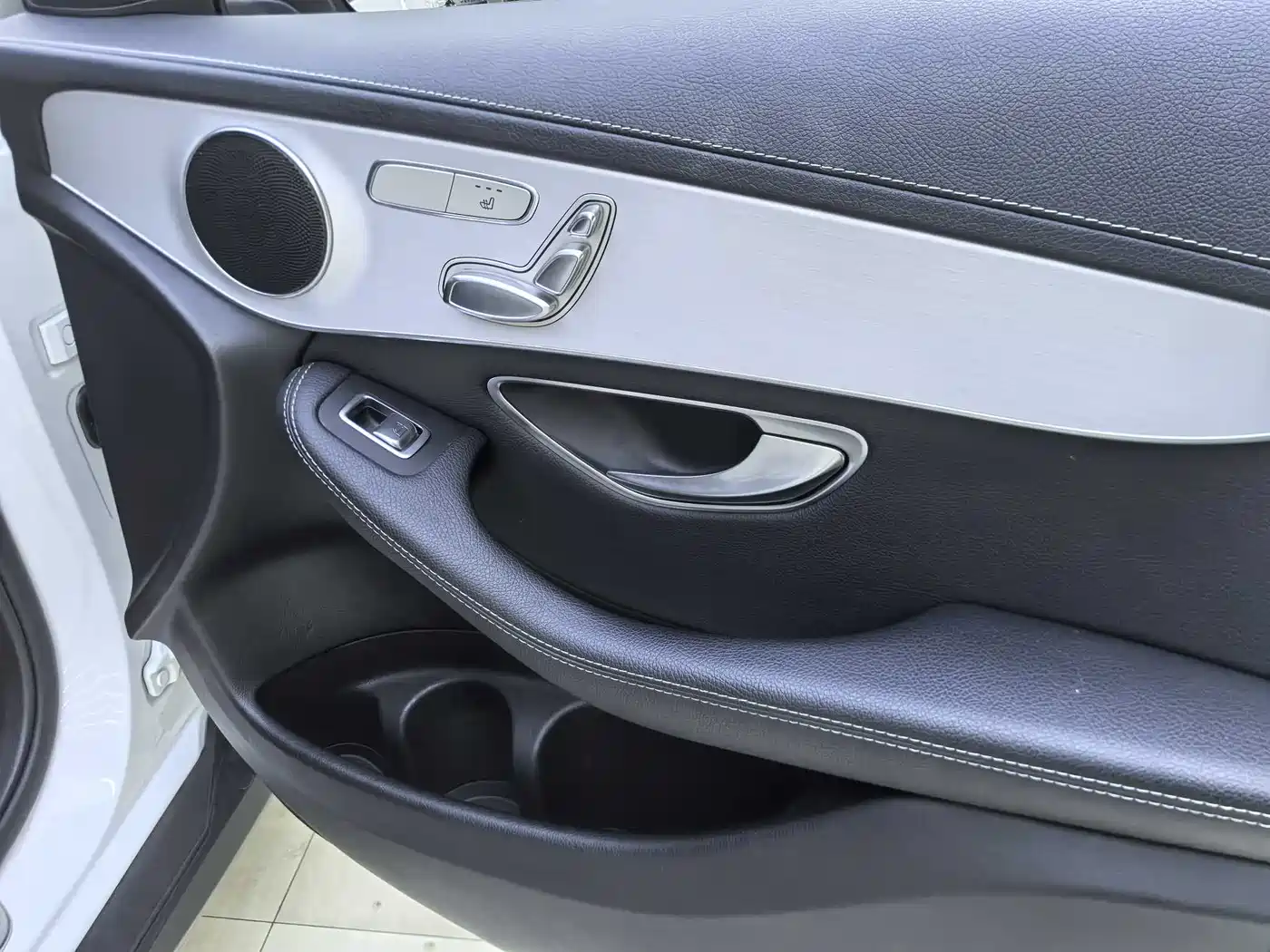 Mercedes-Benz GLC 2021 GLC 260 L 4MATIC Sporty фото 17