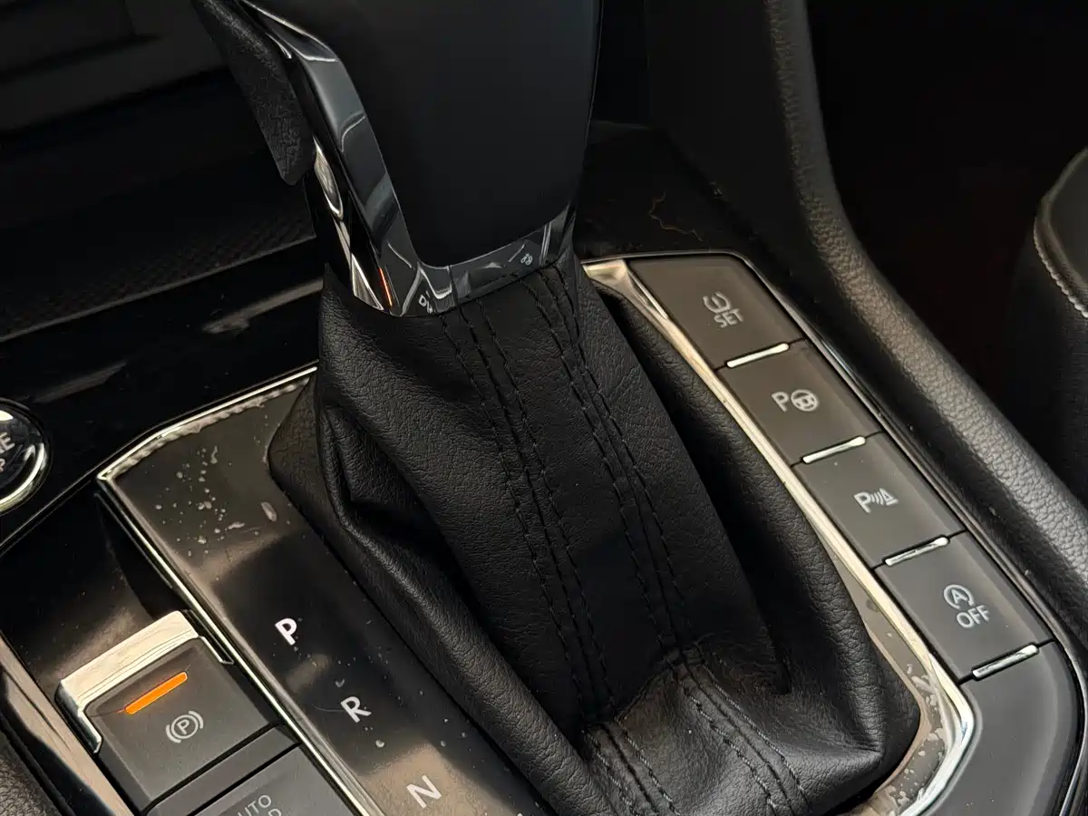 Volkswagen Tiguan L 2017 330TSI Automatic 2WD Flagship Edition фото 5