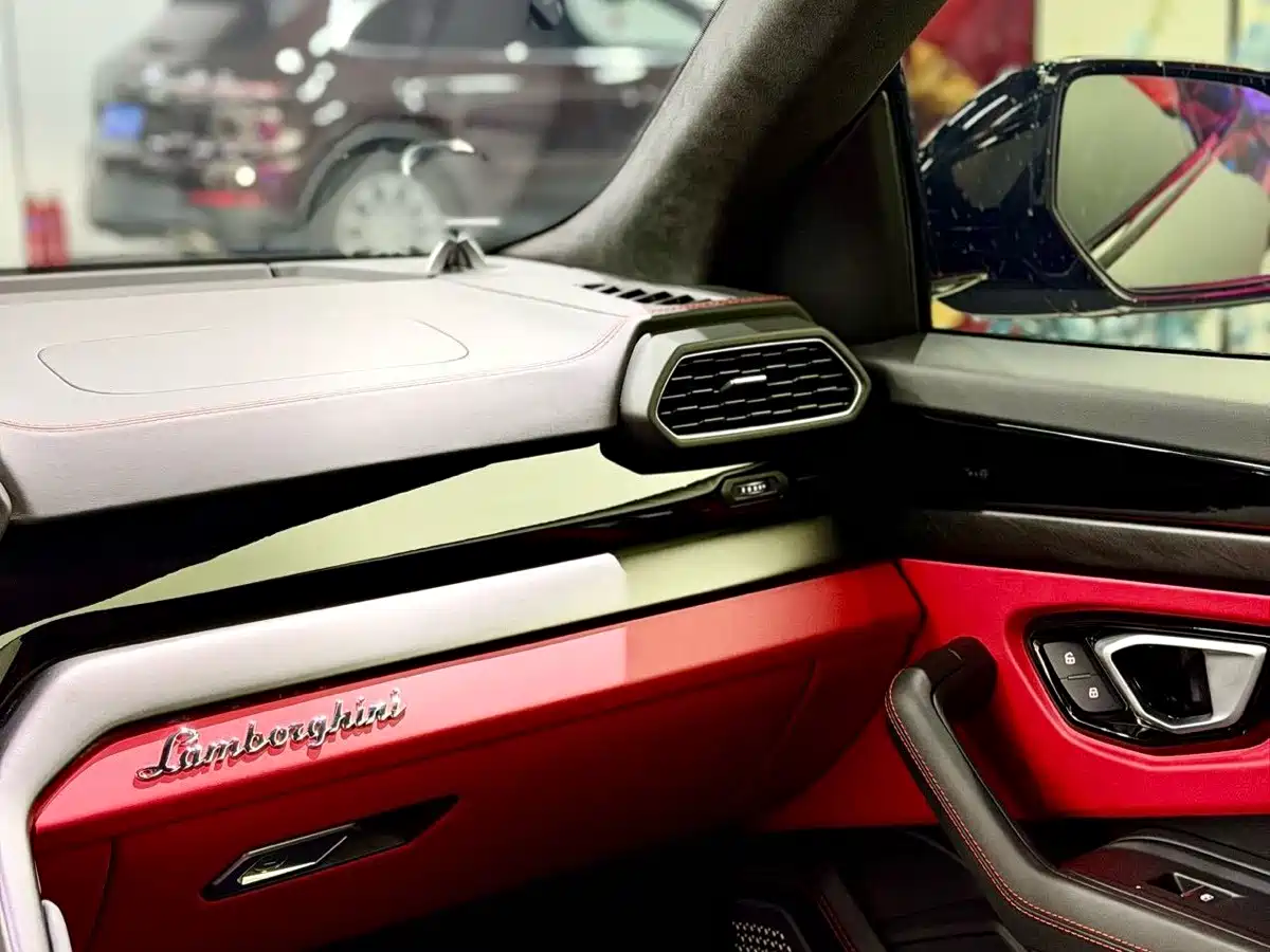 Lamborghini Urus 2024 2023 4.0T V8 S