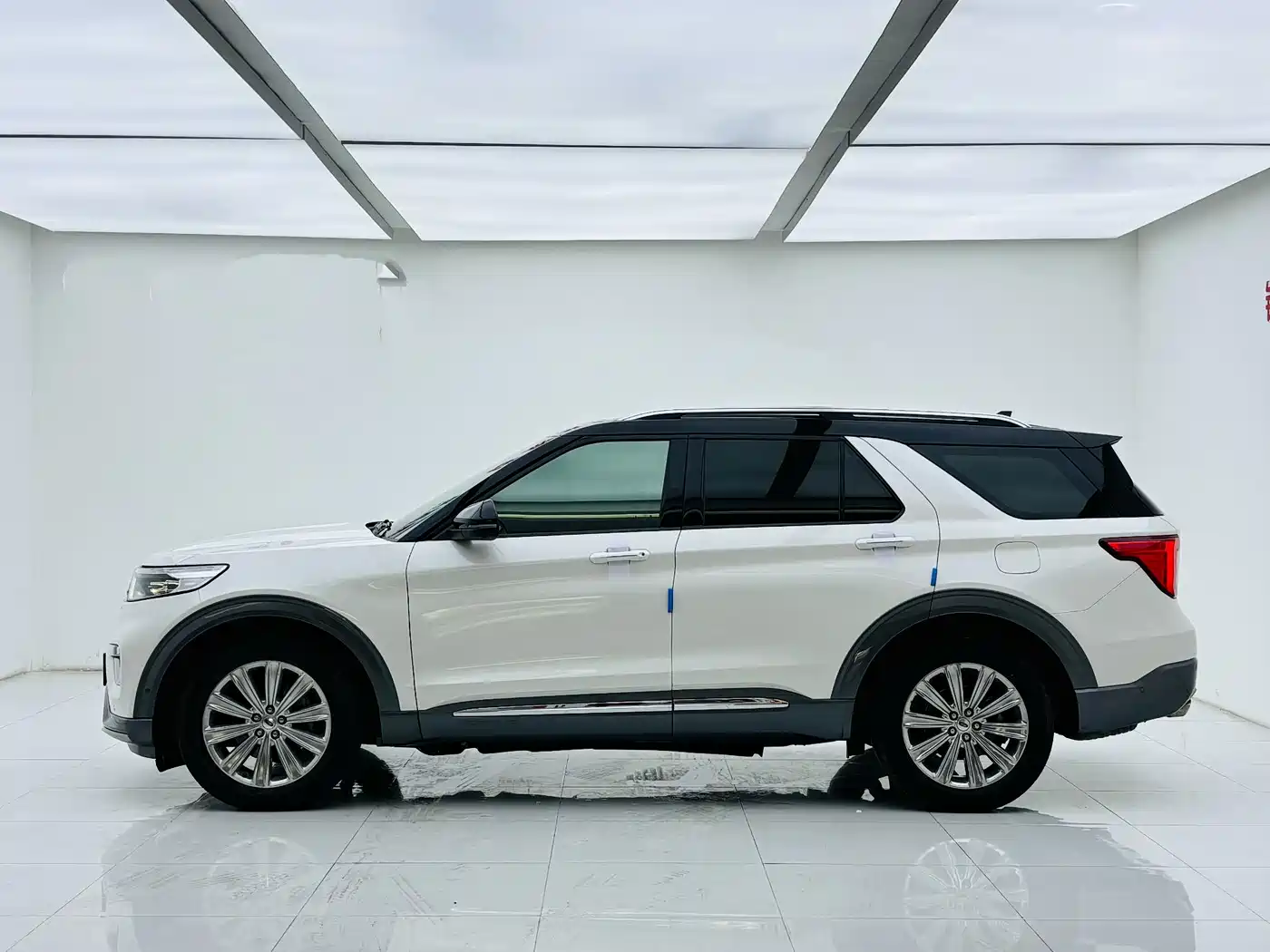 Ford Explorer 2021 2020 EcoBoost 285 AWD Titanium Edition 7-Seater