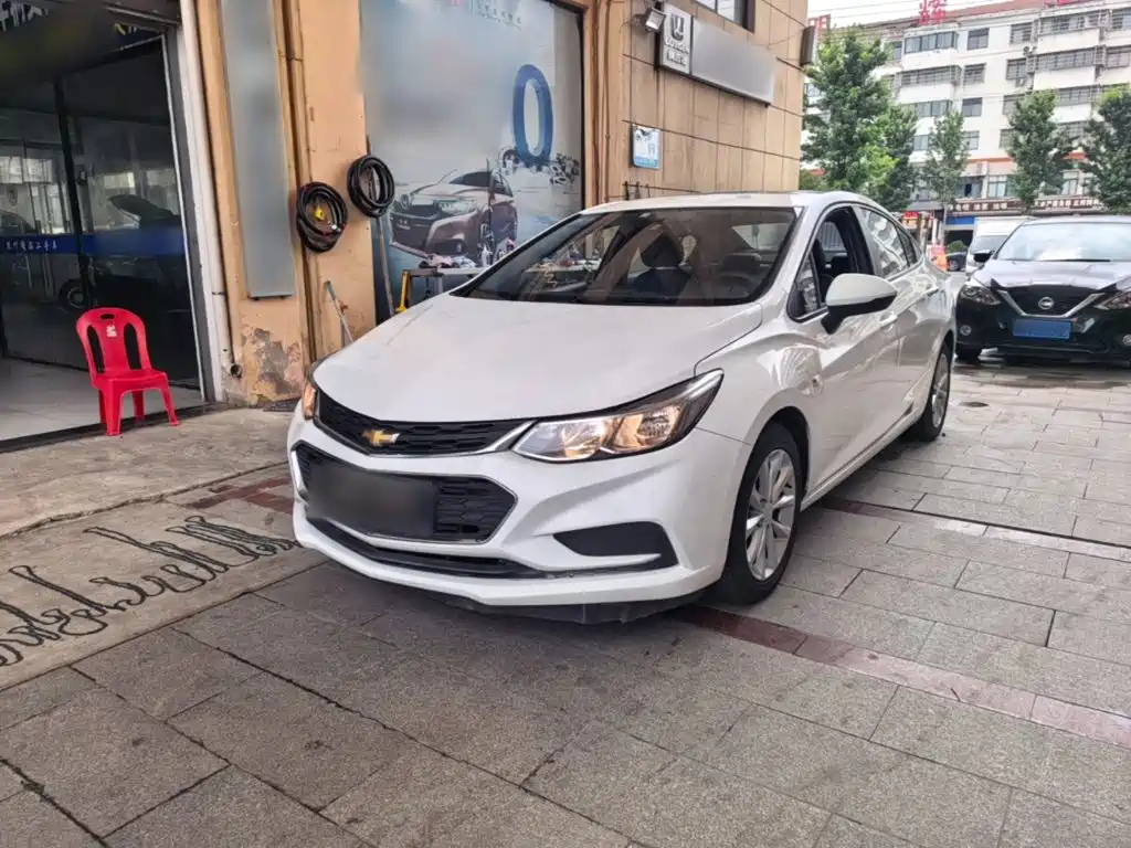 Chevrolet Cruze 2018 2018 320 Automatic Pioneer Sunroof Edition