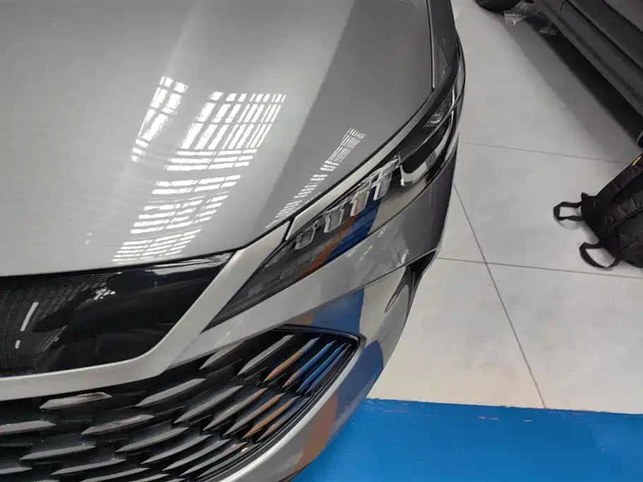 BYD Qin PLUS 2025 DM-i Smart Drive 55KM Leader фото 5