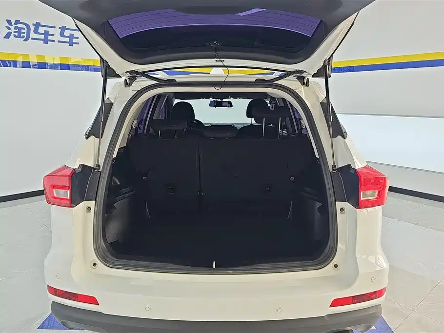 Haval M6 2019 1.5T Manual 2WD Urban Type China VI фото 4
