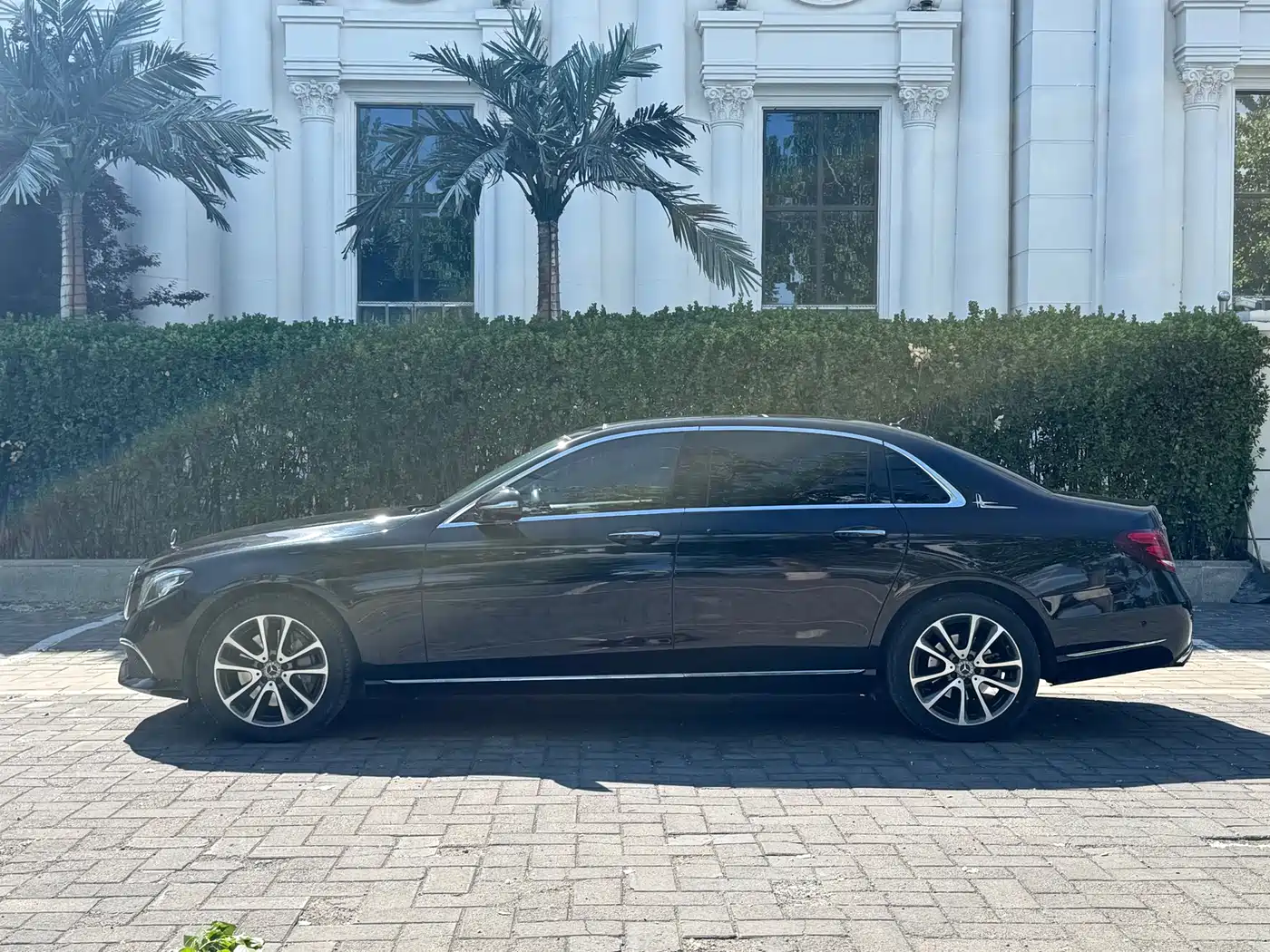 Mercedes-Benz E-Class 2019 E 300 L Fashion фото 5