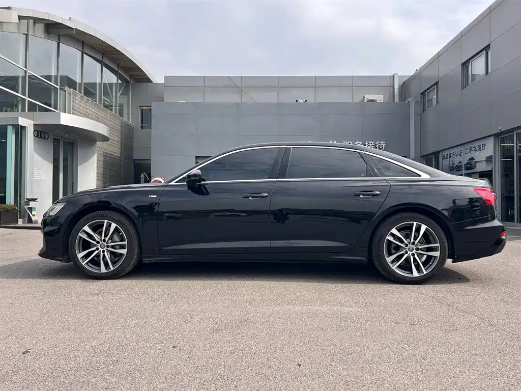Audi A6L 2020 40 TFSI Luxury Dynamic фото 3