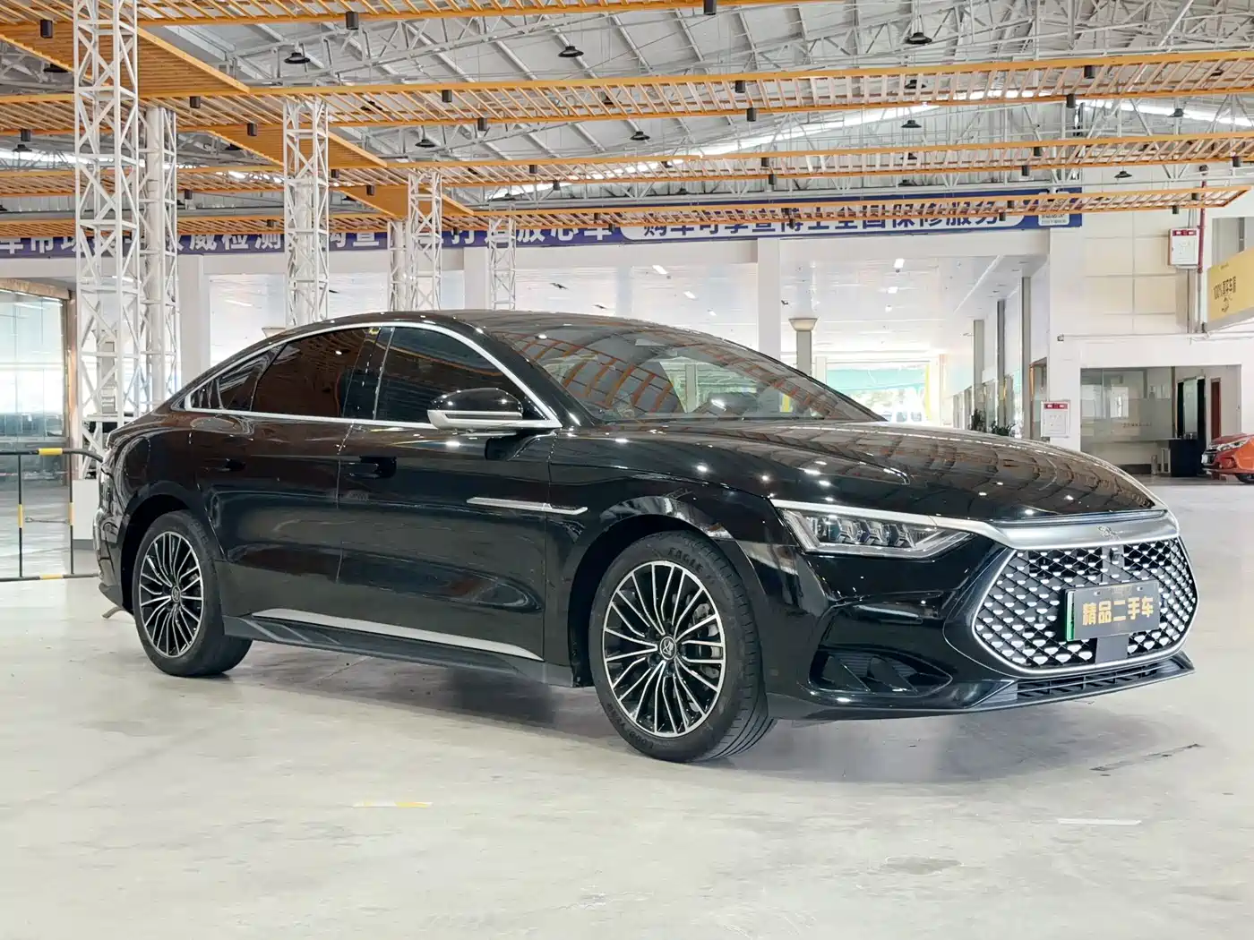 BYD Han 2022 DM-i 121KM Premium Edition фото 3