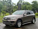Фото 1 - Volkswagen Touareg