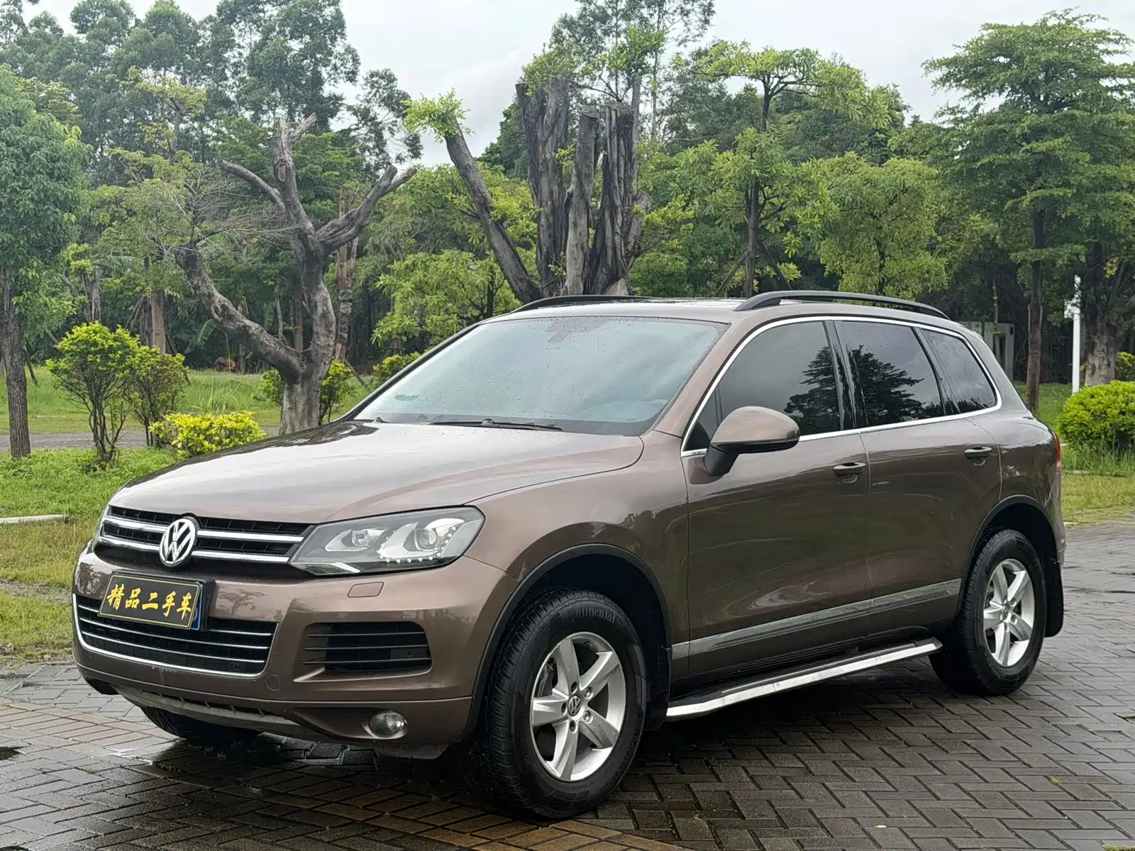 Фото 1 - Volkswagen Touareg