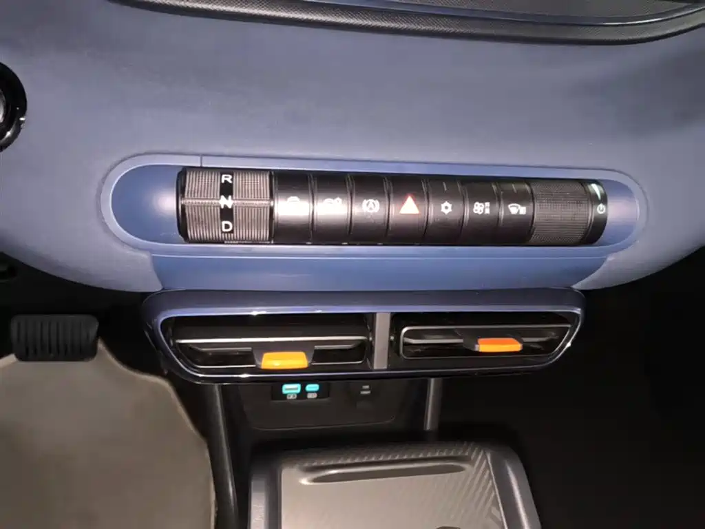 BYD Seagull 2024 Glory Edition 305km Freedom Edition фото 14