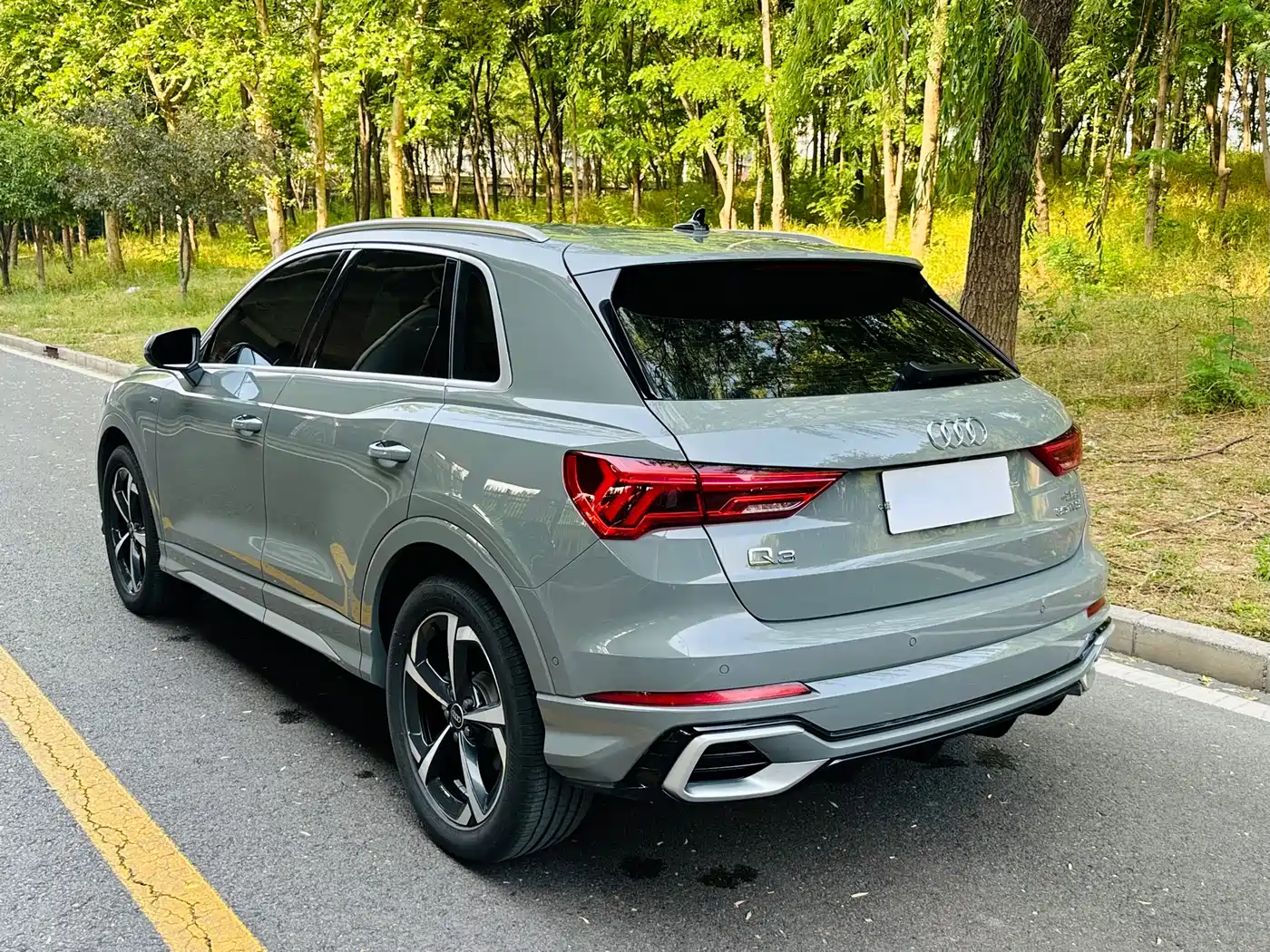Audi Q3 2024 35 TFSI Fashion Sport фото 11