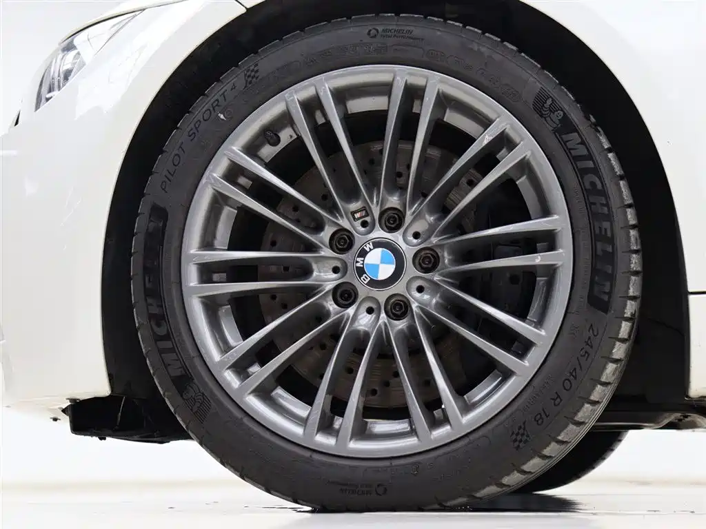 BMW M3 2013 2011 M3 Coupe Carbon Fiber Roof Edition