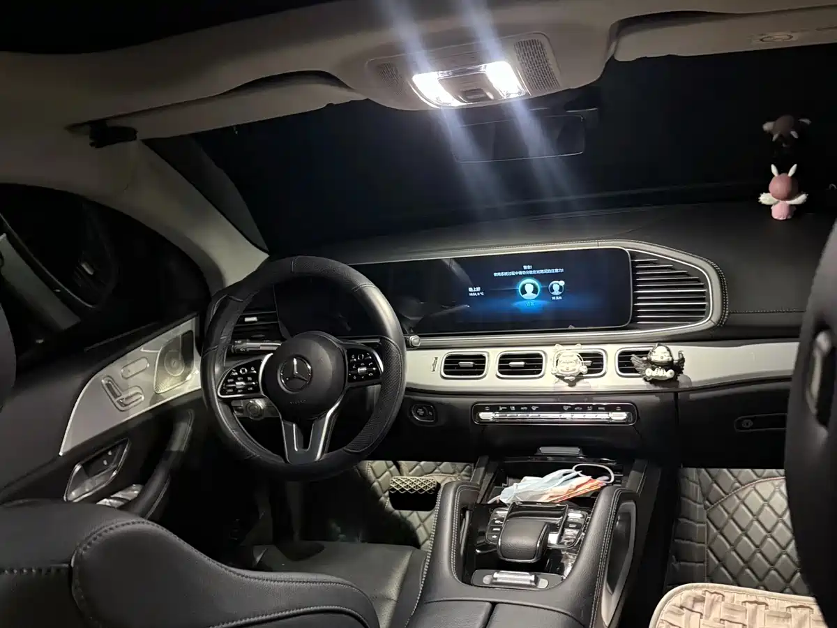 Mercedes-Benz GLE Coupe 2022 GLE 350 4MATIC Coupe SUV Fashion фото 6