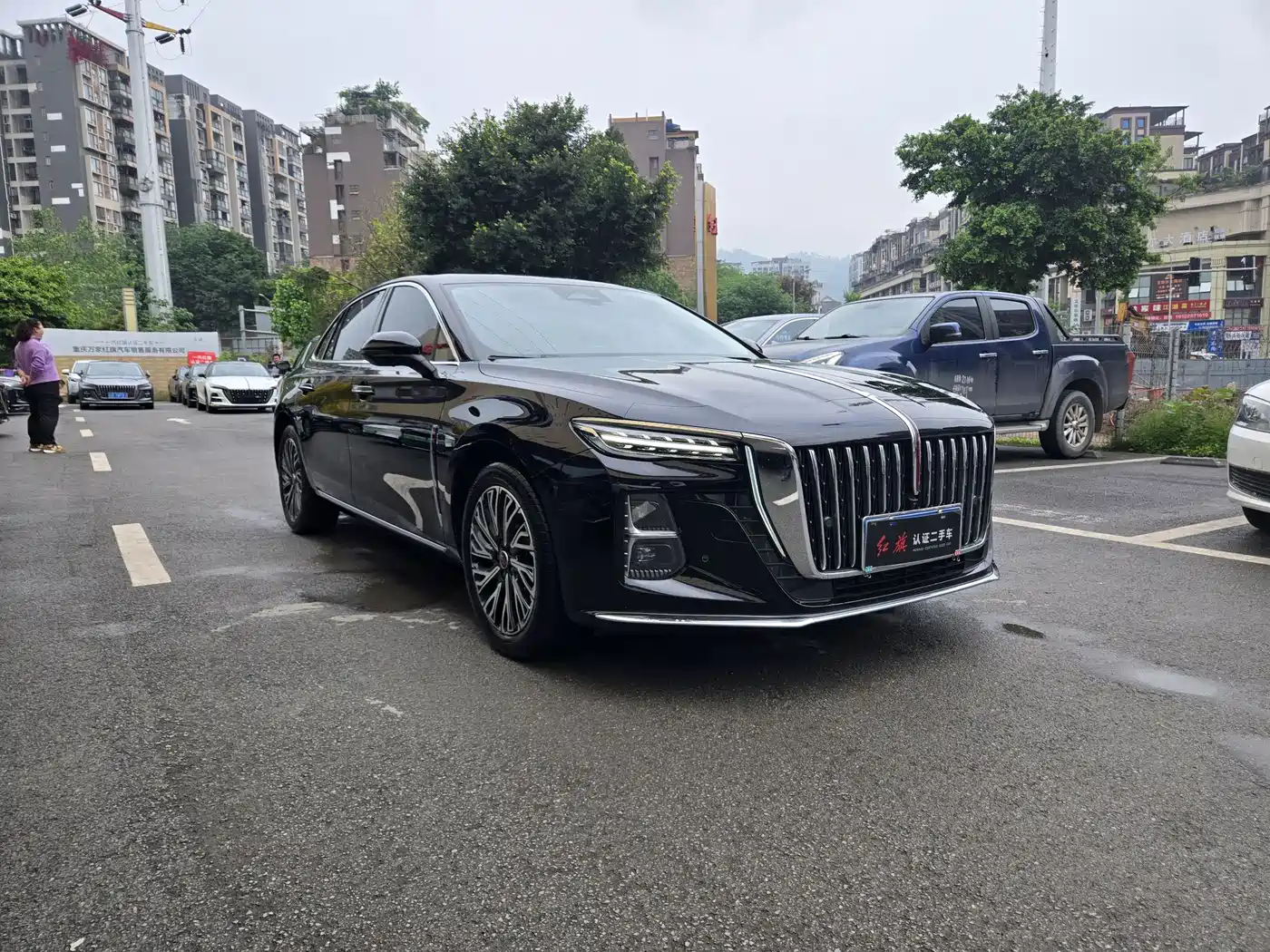 Hongqi H5 2025 2.0T Automatic Flag Celebration 500,000 Units Anniversary Edition фото 3