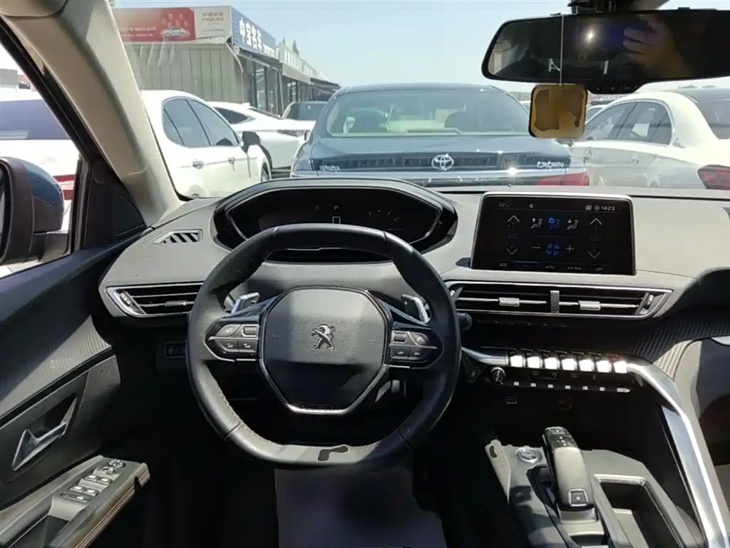 Peugeot 5008 2019 350THP 7-seat Elite Edition фото 11