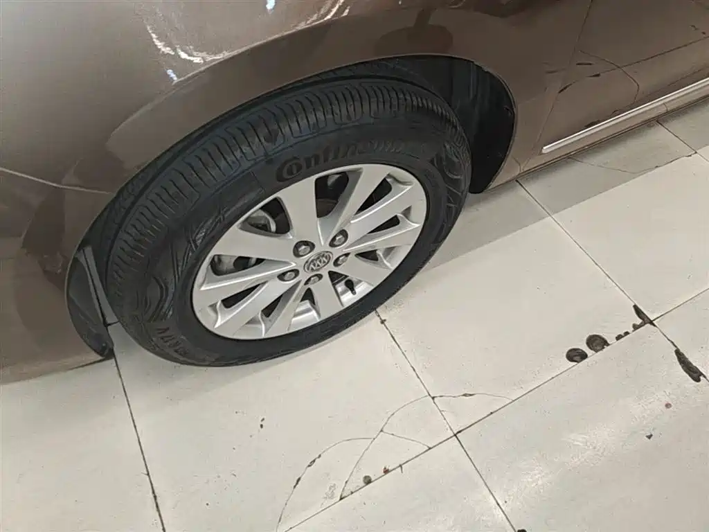 Buick GL8 2018 28T Luxury Model China VI фото 23