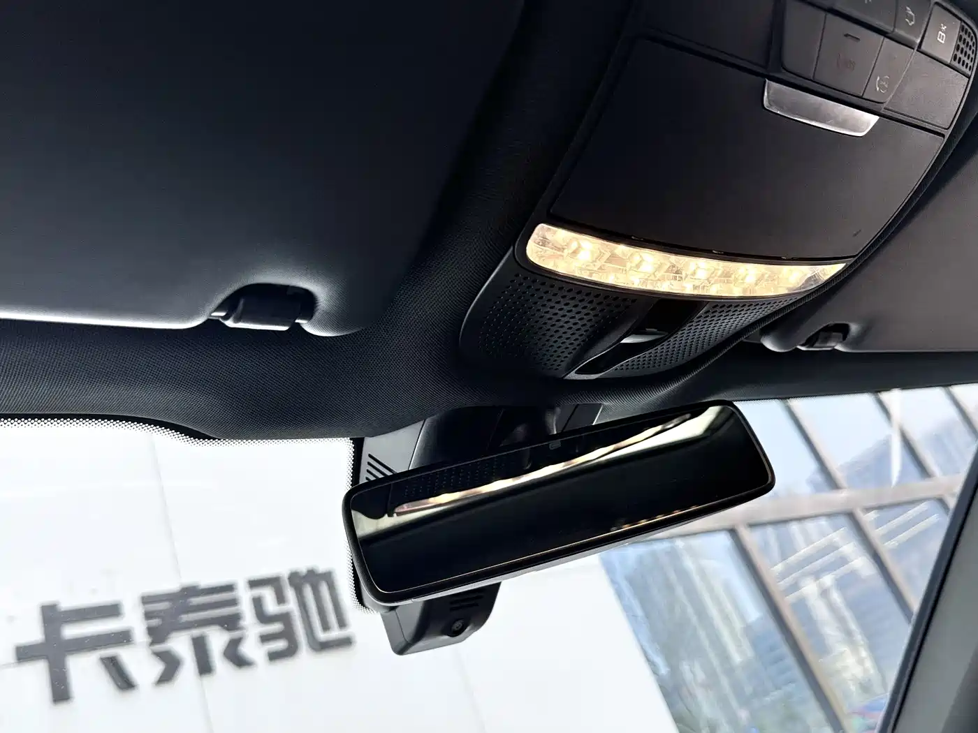 Mercedes-Benz GLC 2021 GLC 260 L 4MATIC Sporty фото 7