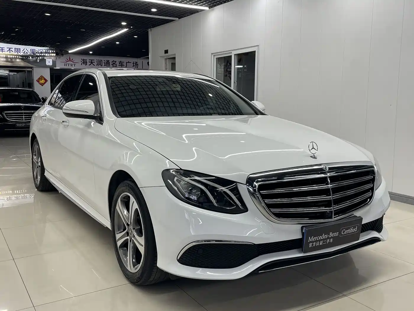 Mercedes-Benz E-Class 2018 E 200 L Sport фото 3