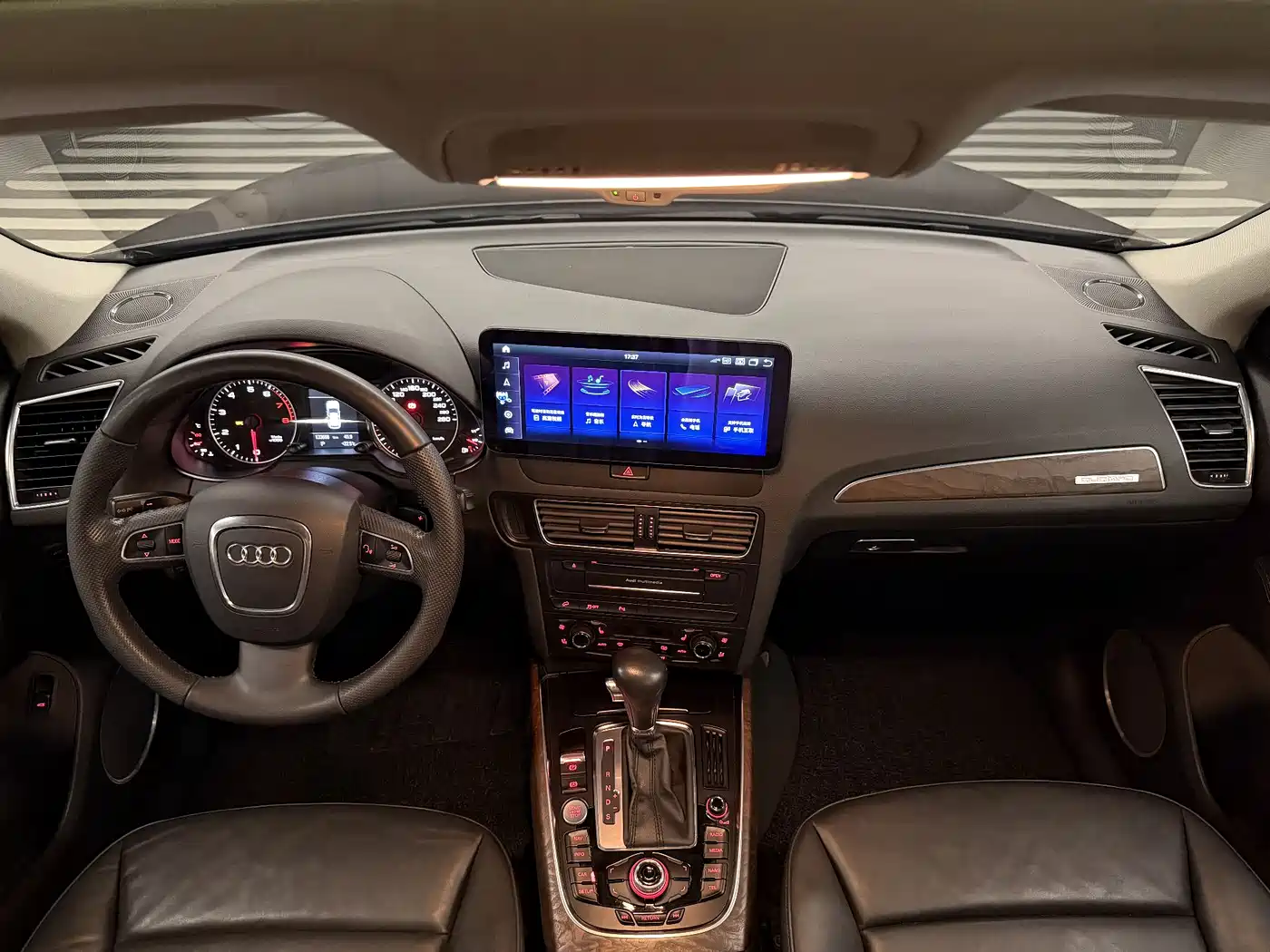 Audi Q5 (Import) 2010 3.2FSI Off-road Edition фото 11