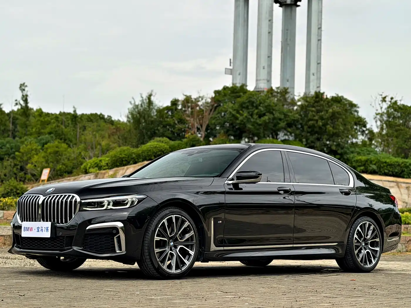 BMW 7 Series 2021 Model 740Li Leading M Sport Package