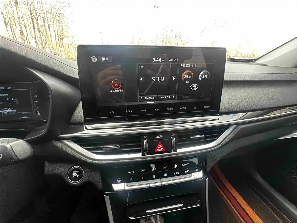 Kia K3 2021 Facelift 1.5L CVT Fashion Edition фото 9
