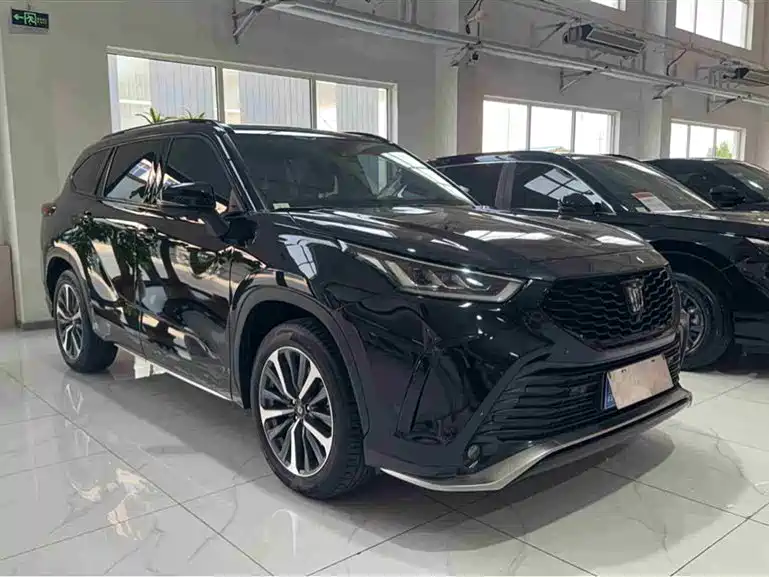 Toyota Crown Kluger 2024 2.5L HEV 4WD Premium Edition фото 3