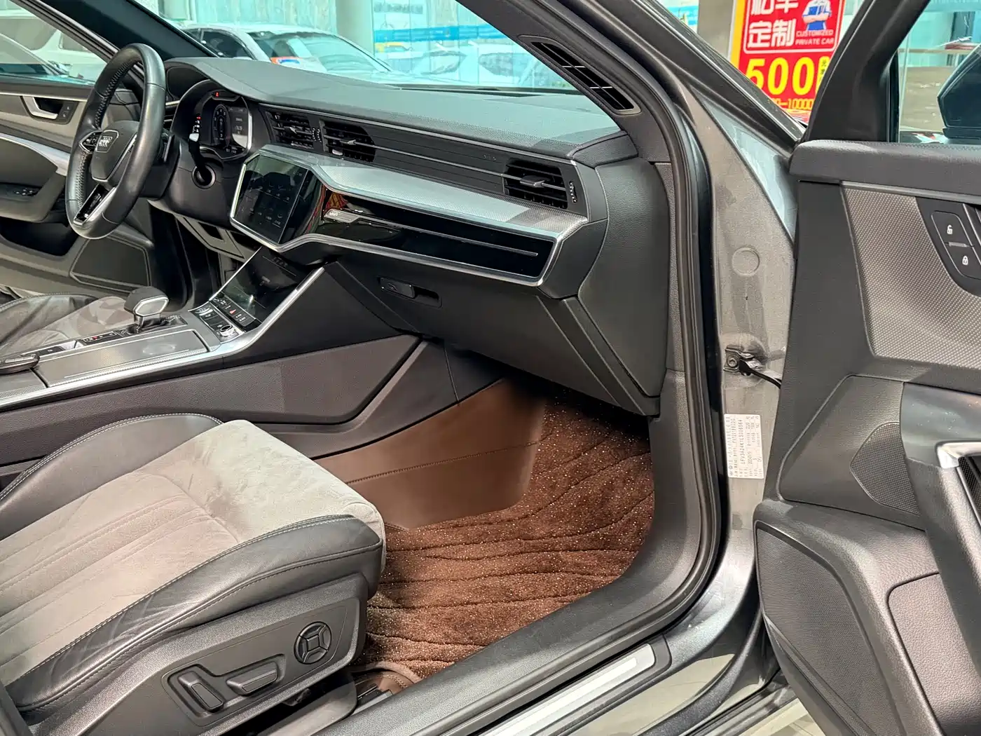 Audi A6L 2019 40 TFSI Luxury Dynamic фото 18