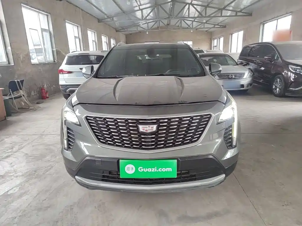 Cadillac XT4 2019 2018 28T FWD Leading Edition