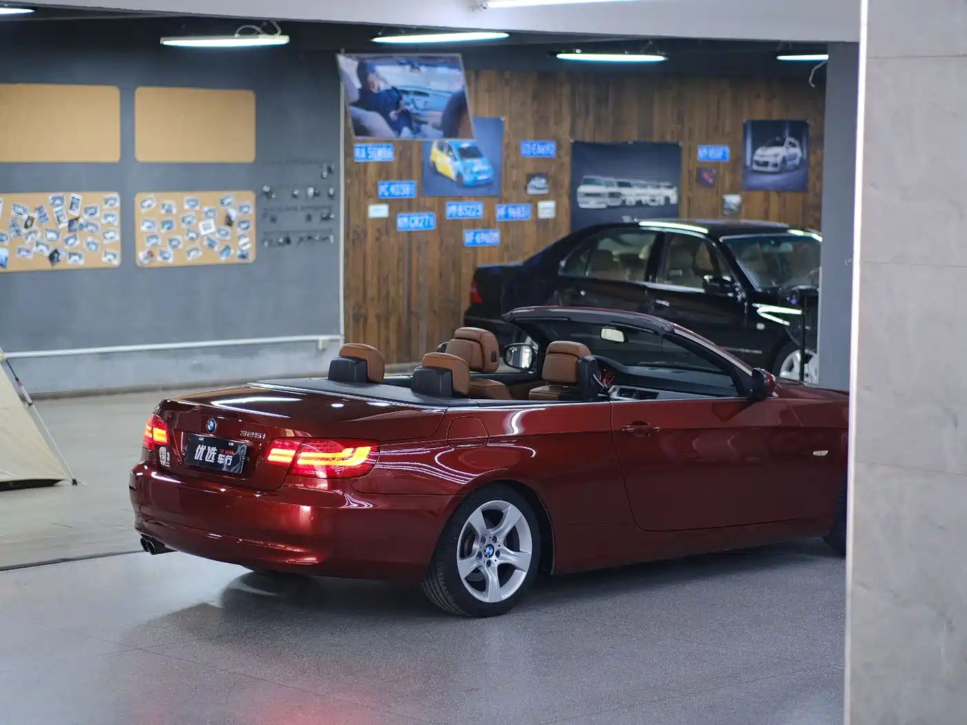 BMW 3 Series (Import) 2011 325i Convertible Coupe фото 4