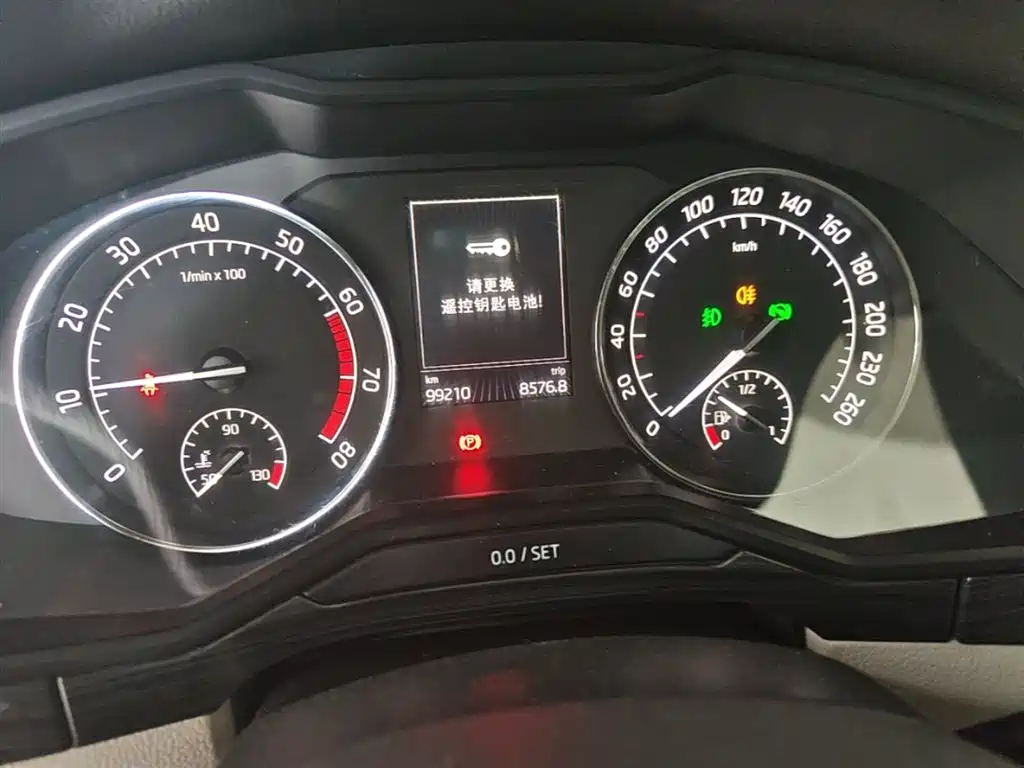 Škoda Superb 2016 TSI330 DSG Smart Edition фото 12