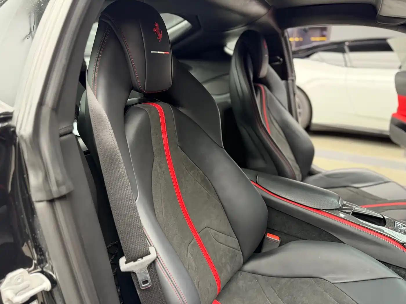 Ferrari 812 2017 6.5L Superfast фото 32
