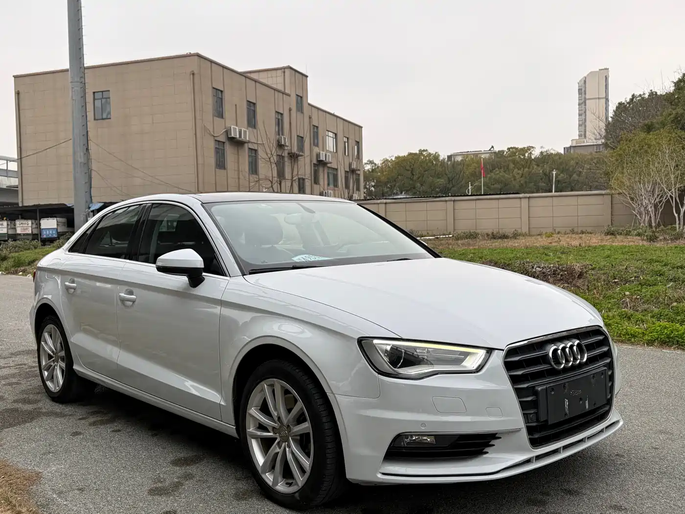 Audi A3 2015 Limousine 40 TFSI Automatic Comfort фото 8