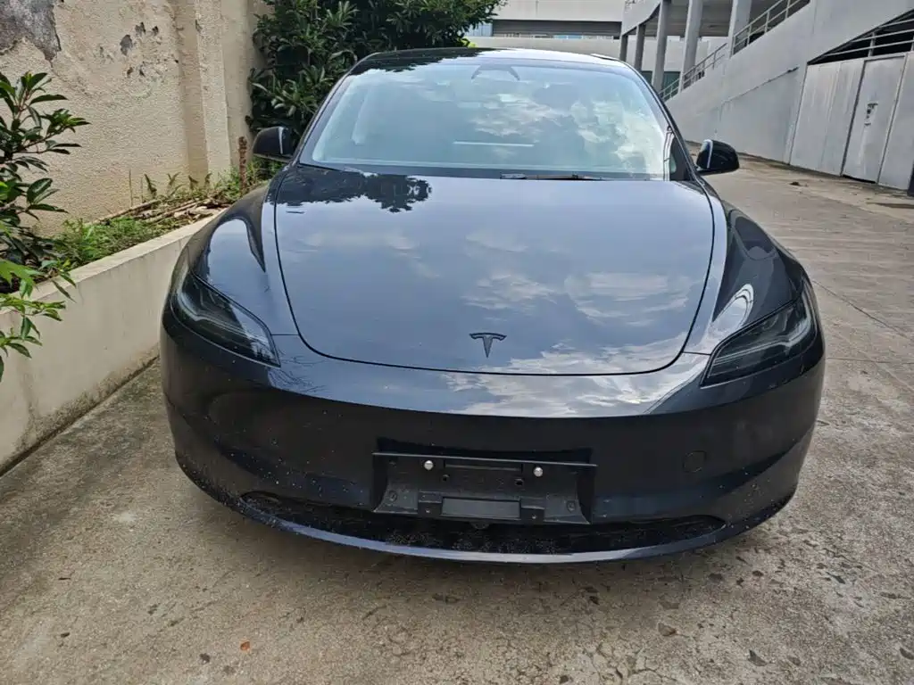 Tesla Model 3 2026 2025 Model Rear-Wheel Drive Edition