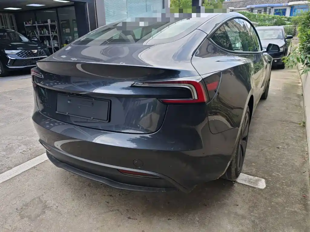 Tesla Model 3 2026 2025 Model Rear-Wheel Drive Edition