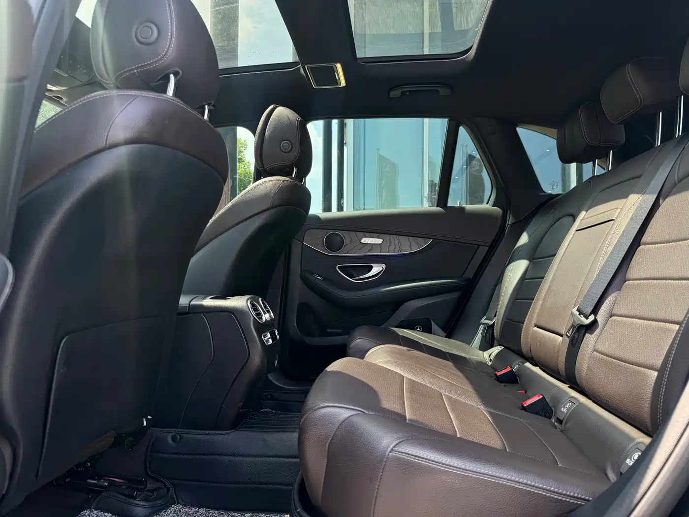 Mercedes-Benz GLC 2020 Facelift GLC 300 L 4MATIC Dynamic фото 9
