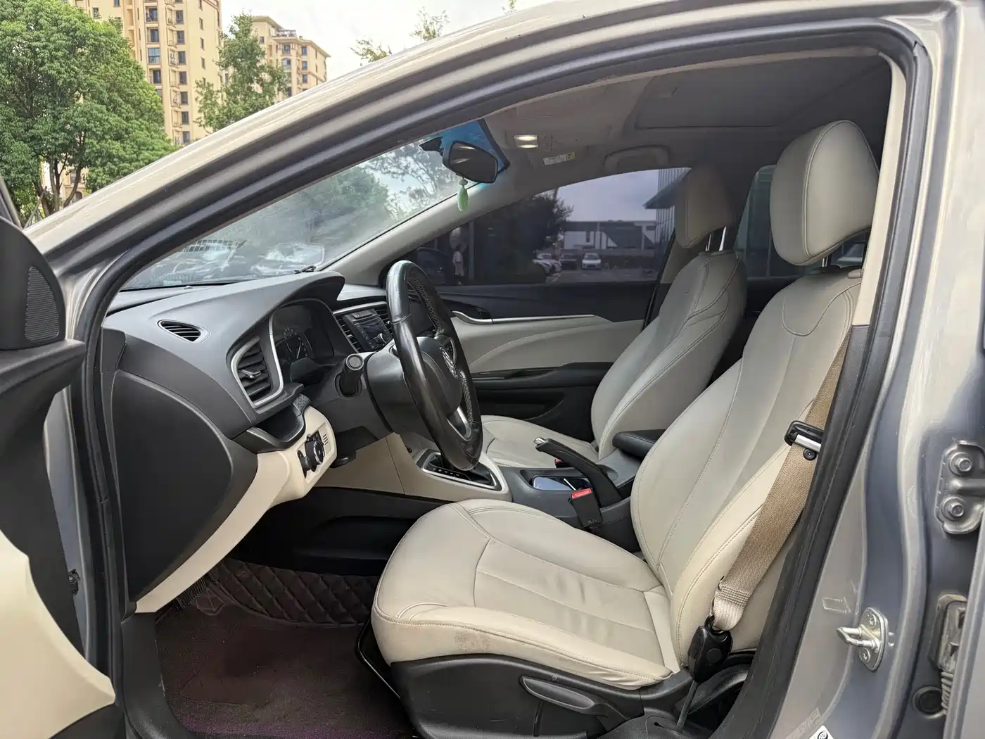 Buick Excelle 2018 15T Dual Clutch Elite (China V) фото 5